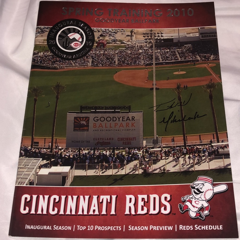 AUTOGRAPHED: 2010 inaugural season Az Cincinnati Reds signed by Leake & Woods